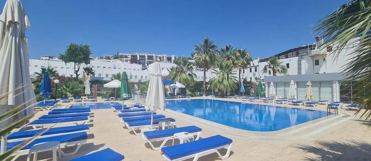 Фото отеля Nagi Beach