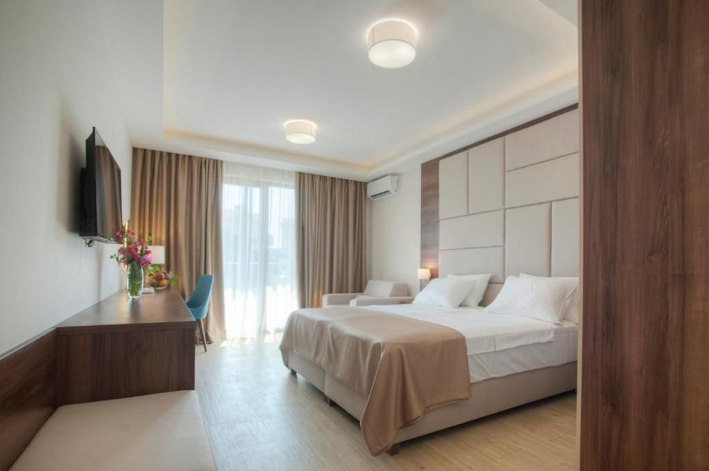 Hotel Twelve by Aycon фото 3