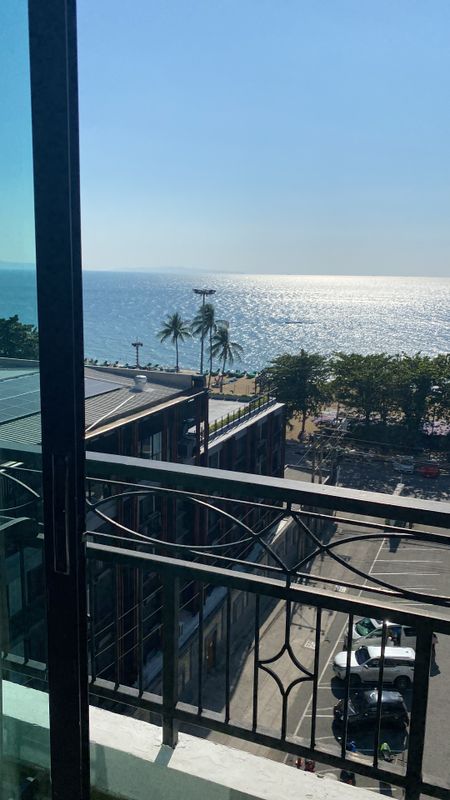 Jomtien Palm Beach Hotel & Resort фото 43