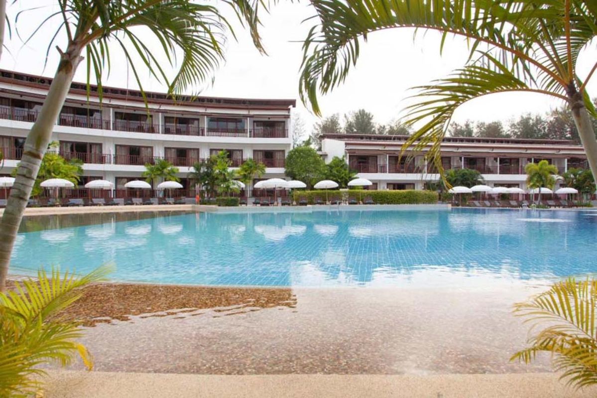 Arinara Beach Resort Phuket фото 28