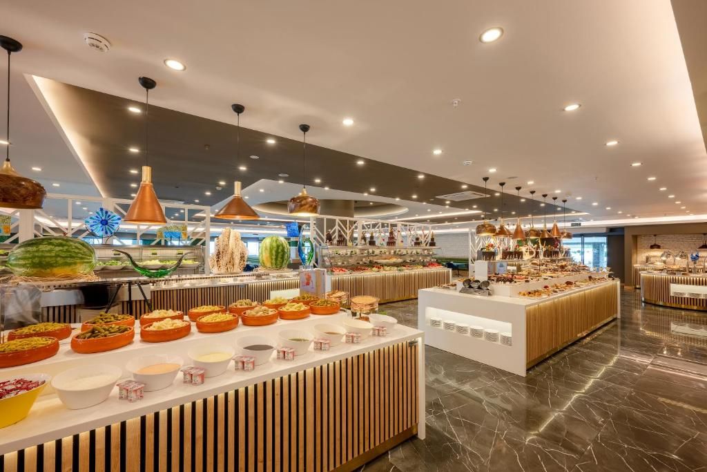 Sailor's Beach Club фото 143