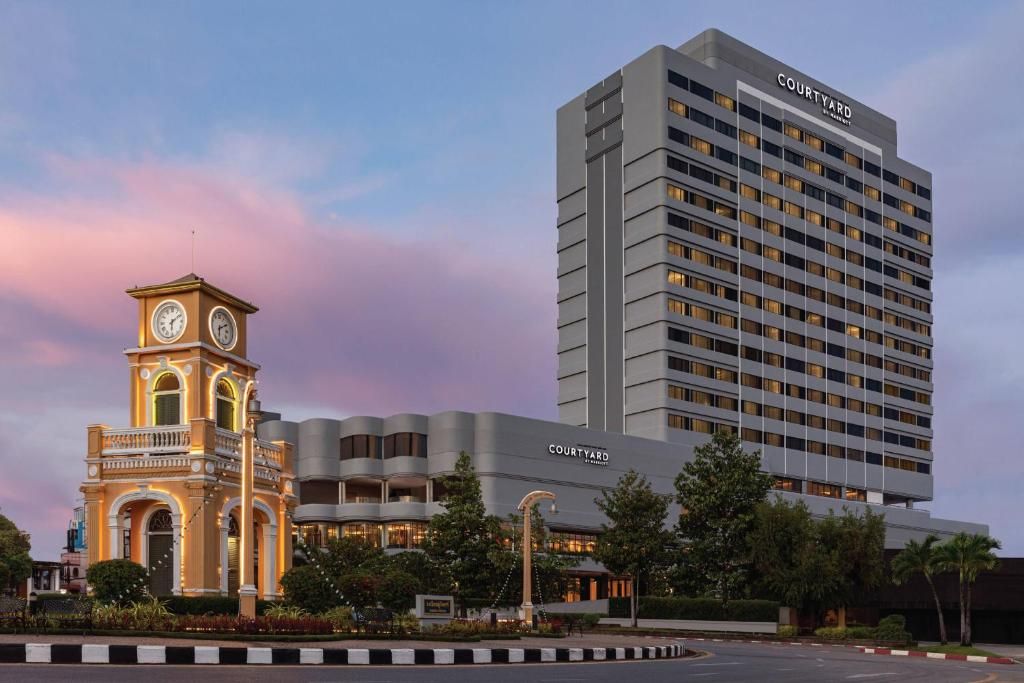 Courtyard by Marriott Phuket Town фото 0