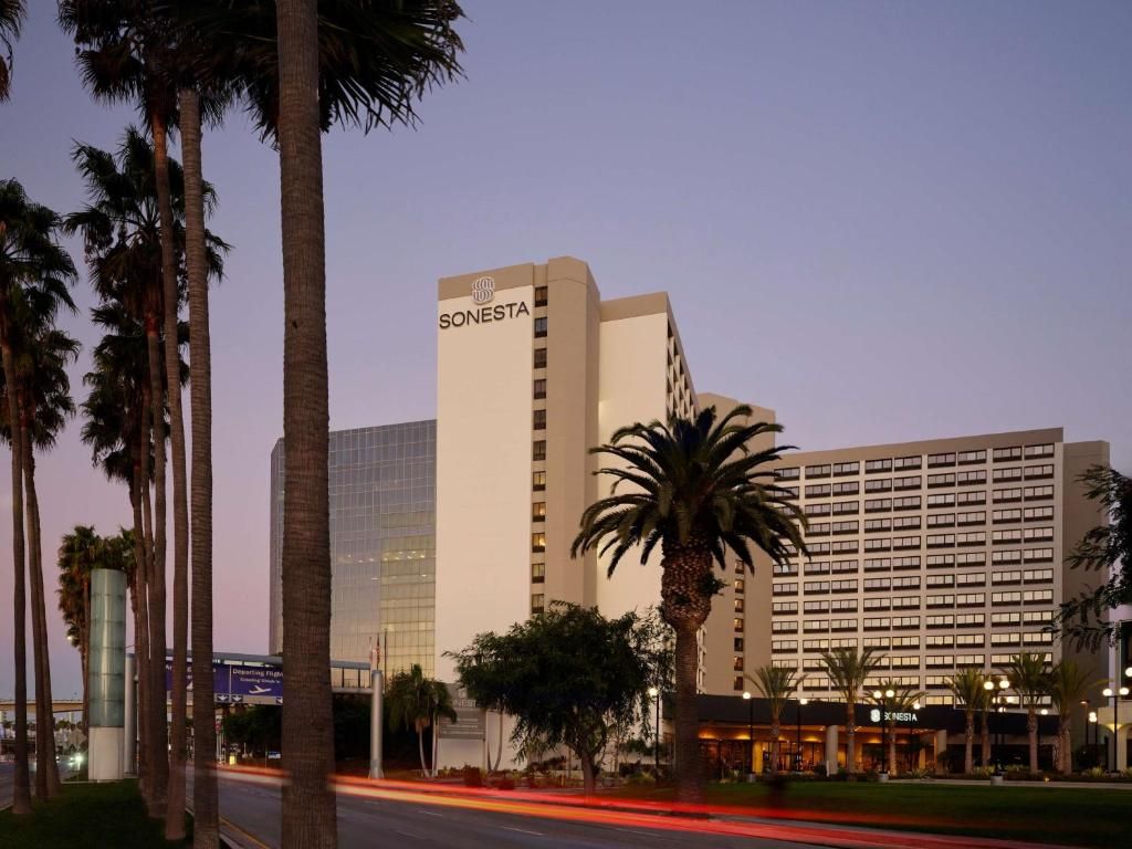 Crowne Plaza Los Angeles International Airport фото 3