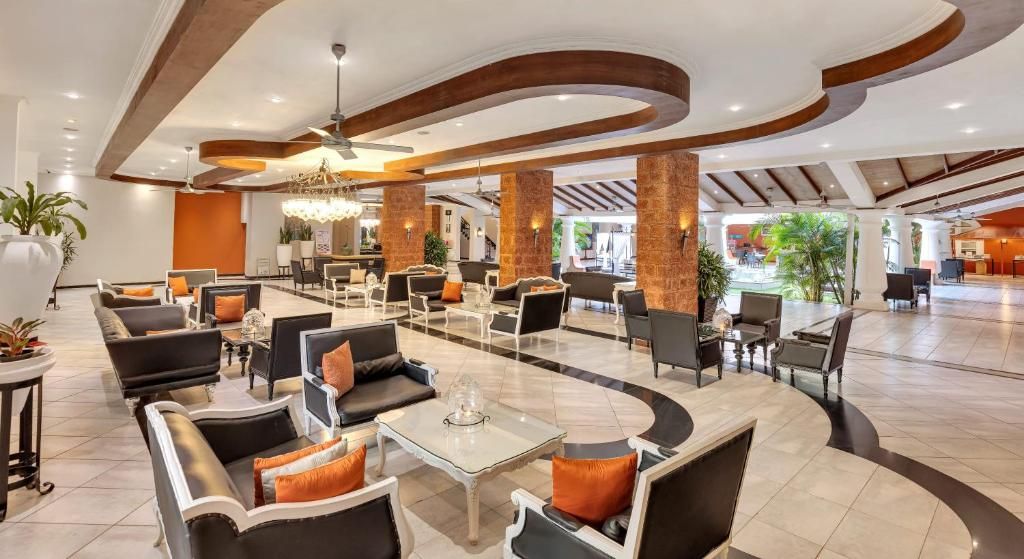 Club Mahindra Emerald Palms фото 42