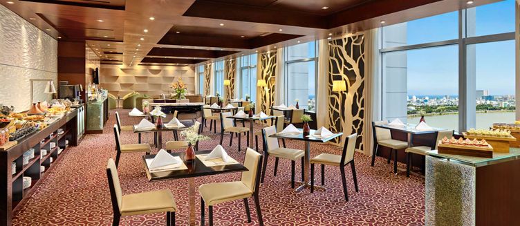 Фото отеля Grand Mercure Danang