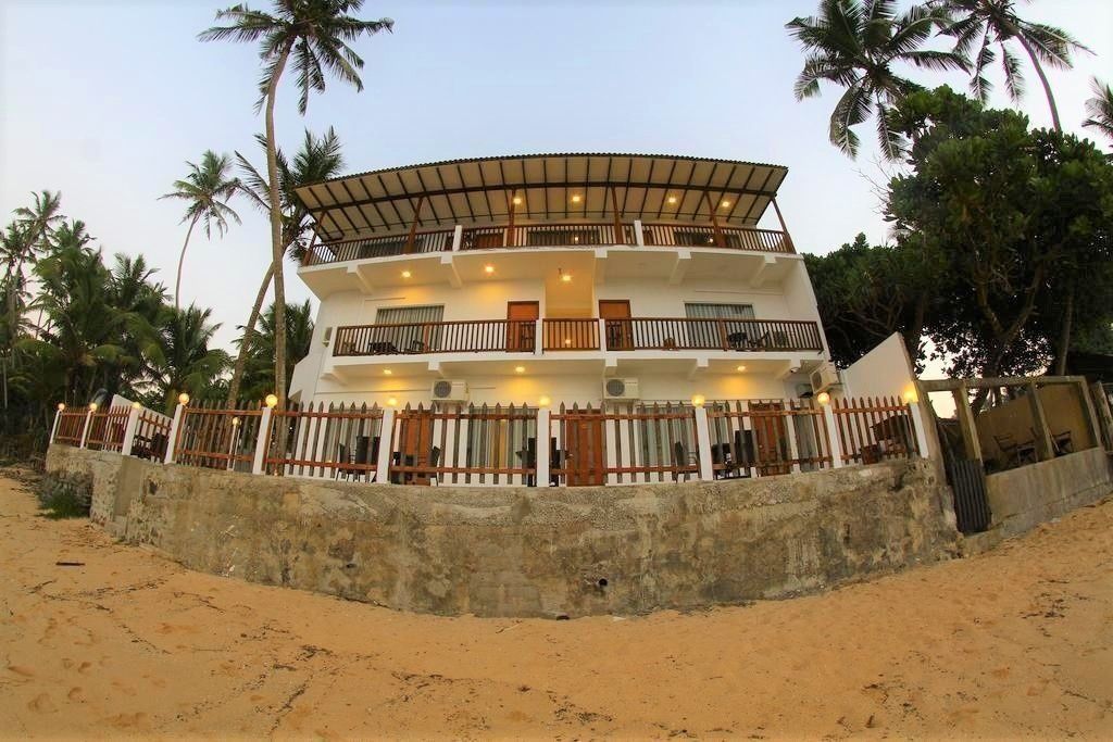 Rock Fort Beach Resort & Spa фото 0
