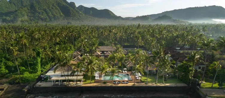 Фото отеля Nirwana Beach & Resort Candidasa