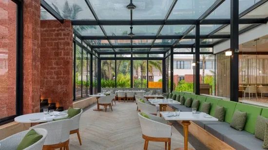 Фото отеля Azaya Beach Resort Goa