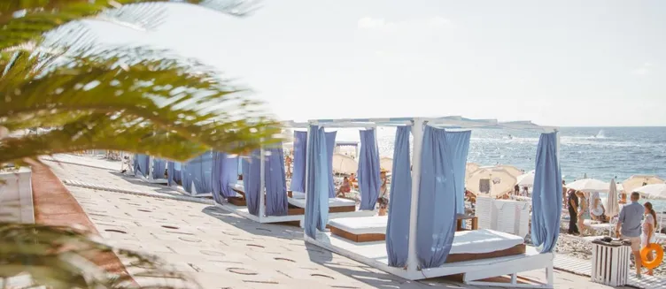 Фото отеля Delta Sirius