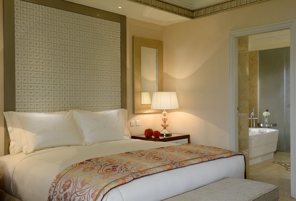 The Ritz-Carlton Abu Dhabi, Grand Canal фото 58