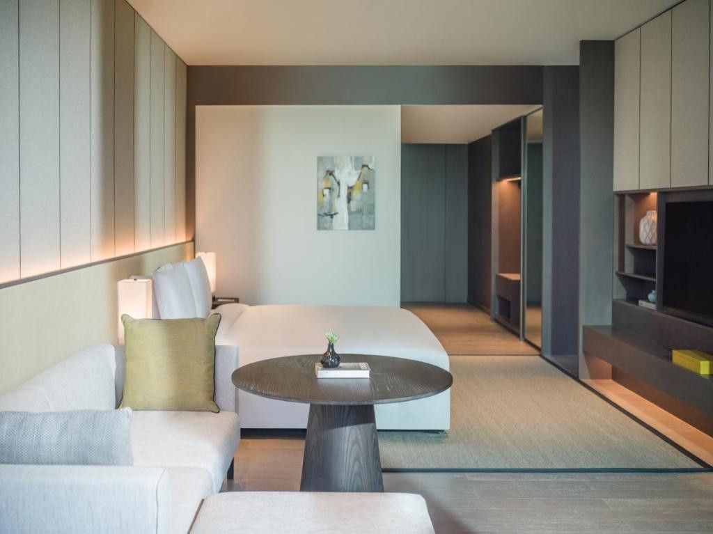New World Hoiana Hotel фото 4