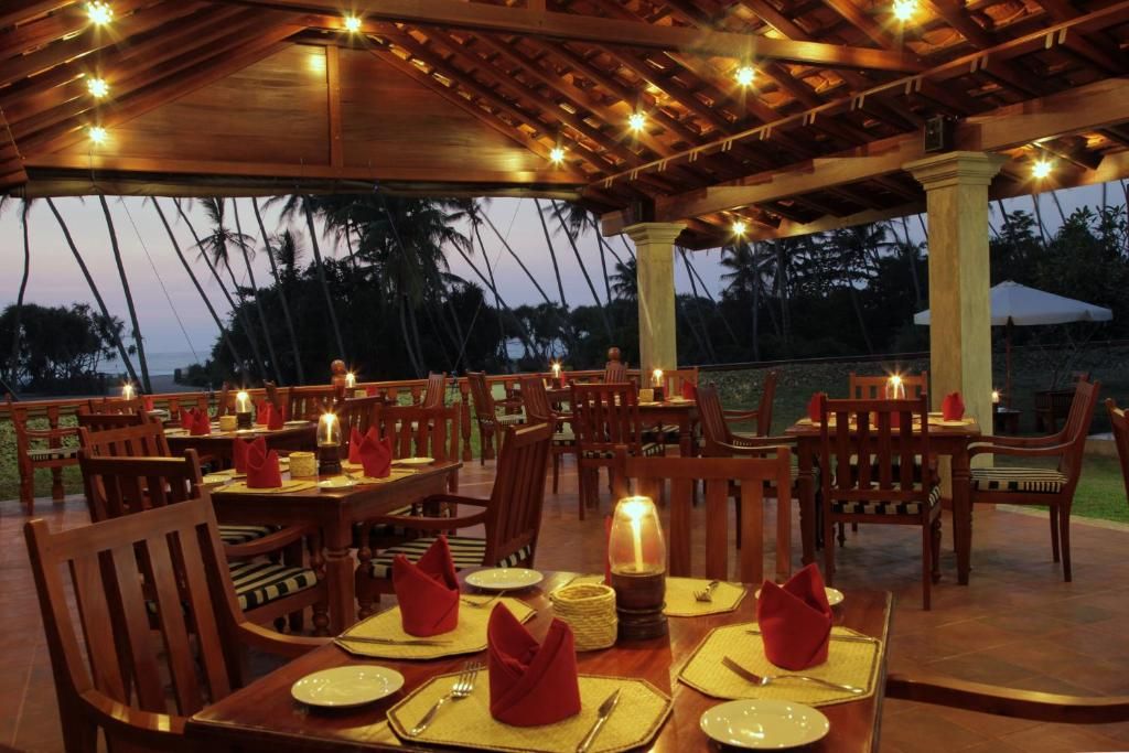 Wunderbar Beach Hotel фото 32