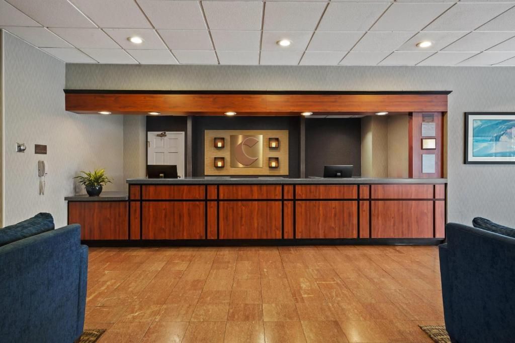 Comfort Inn By the Bay фото 30