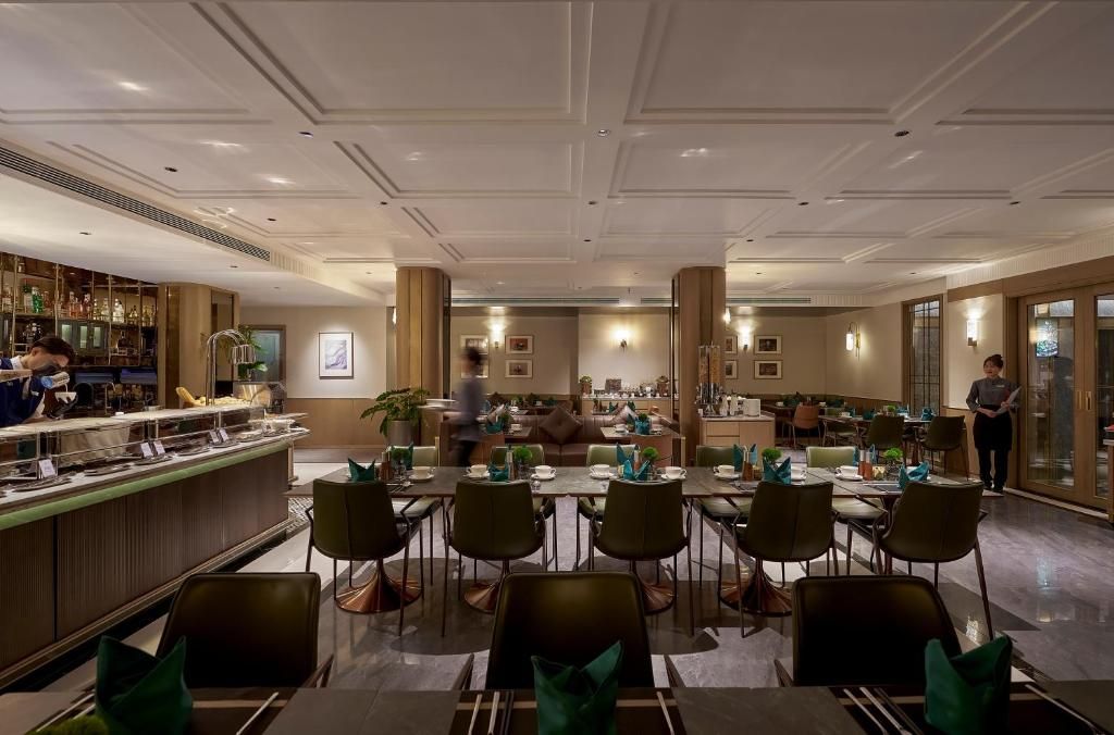 La Siesta Premium Saigon Central фото 45