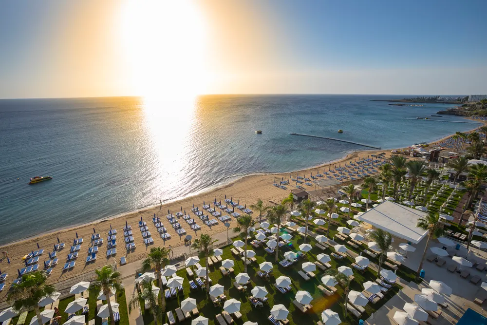 Constantinos The Great Beach Hotel фото 9