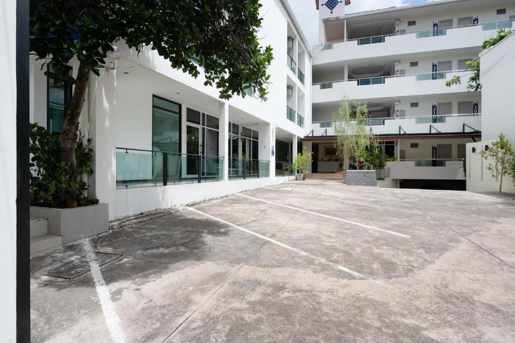 Kokotel Pattaya North Beach фото 15