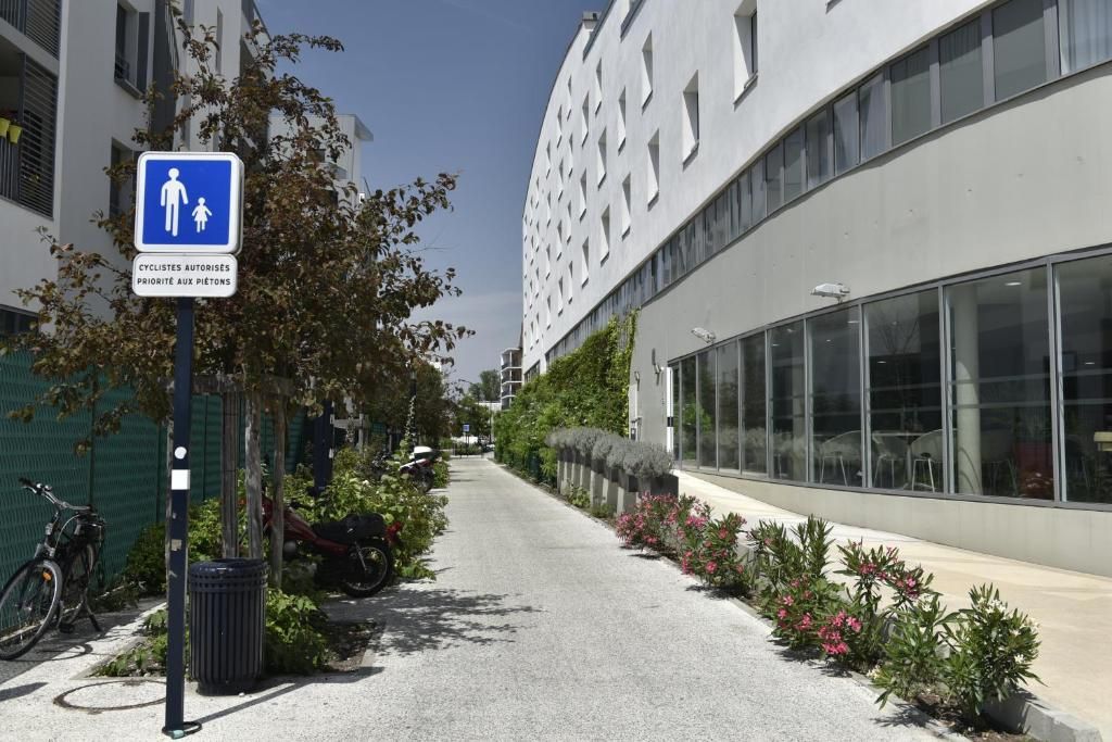 Appart Hotel Mer & Golf City Bordeaux Bassins A Flot фото 8