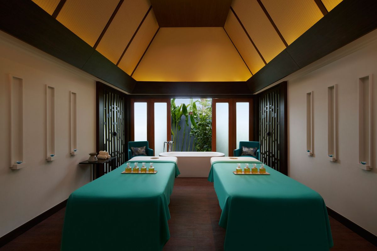 Le Meridien Phuket Mai Khao Beach Resort фото 22