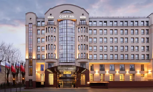 Cort Inn St-Petersburg Hotel & Conference Center
