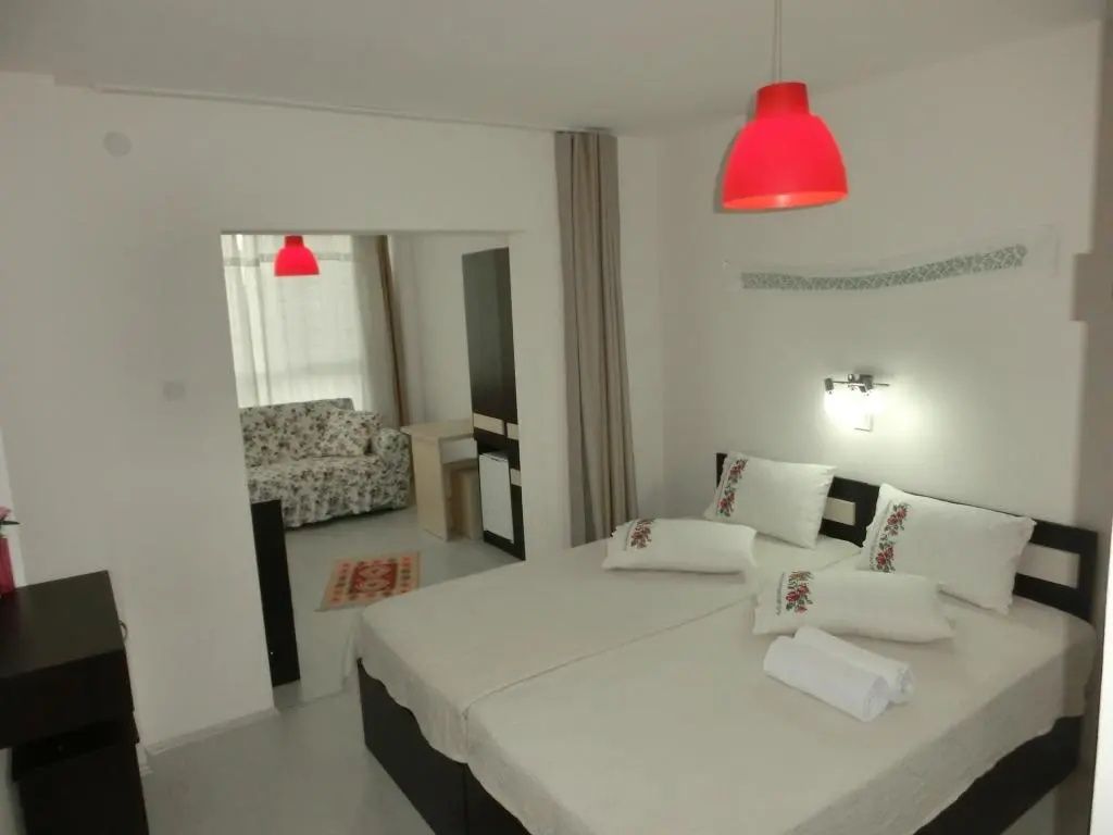 Cesme Ada Butik Hotel фото 2
