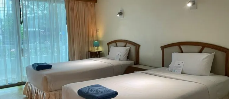 Фото отеля Phuket Golden Sand Inn