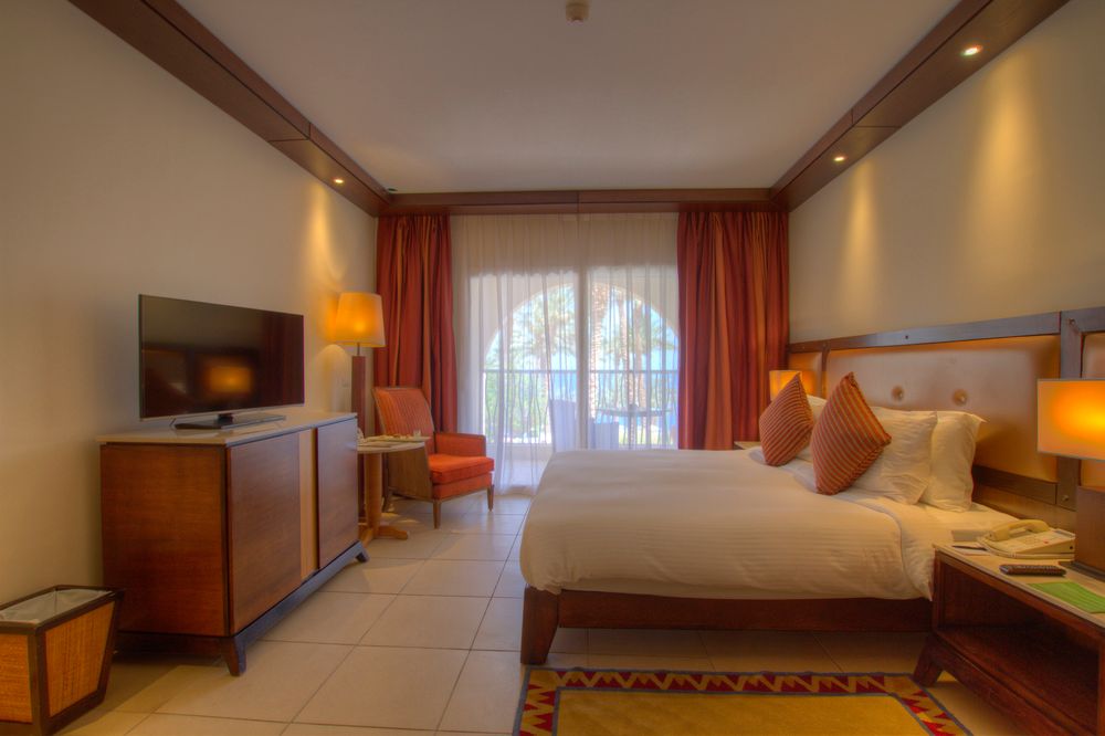 Grand Rotana Resort & Spa фото 126