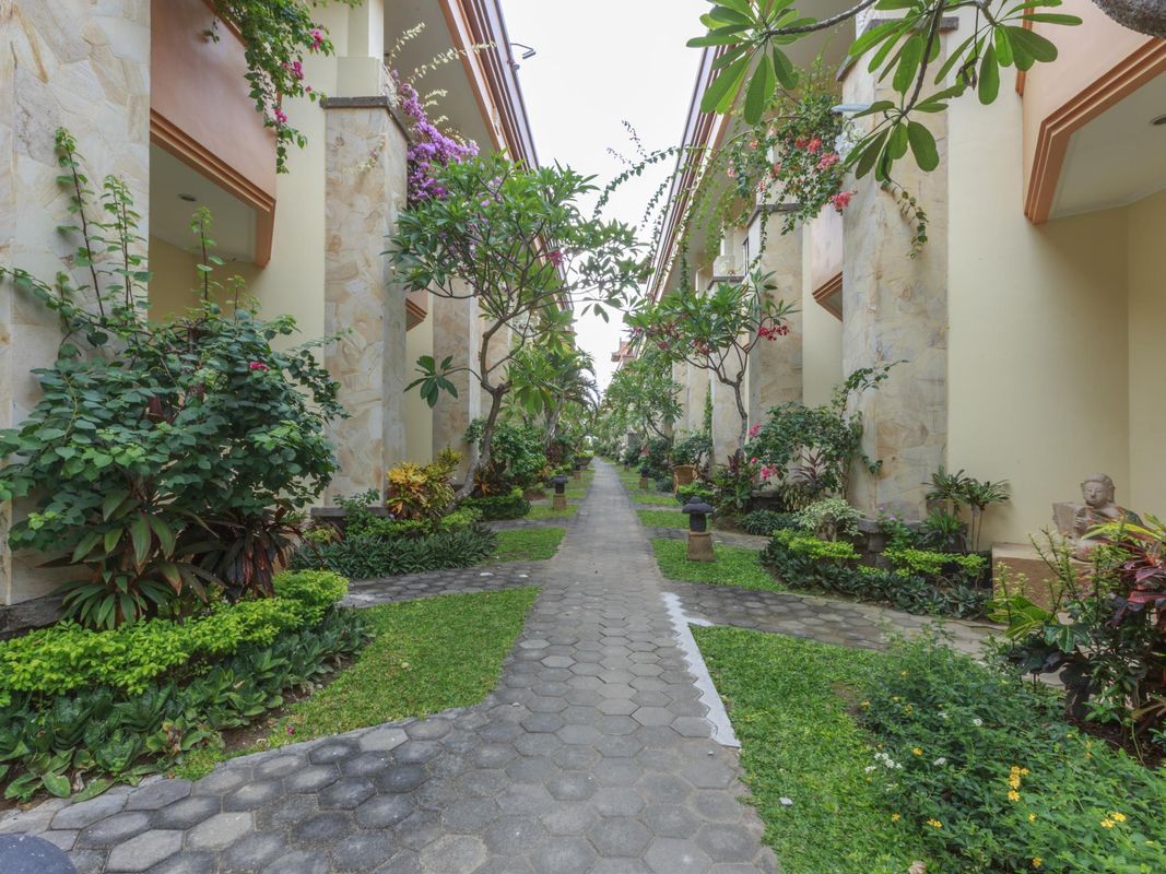 Pelangi Bali Hotel фото 37