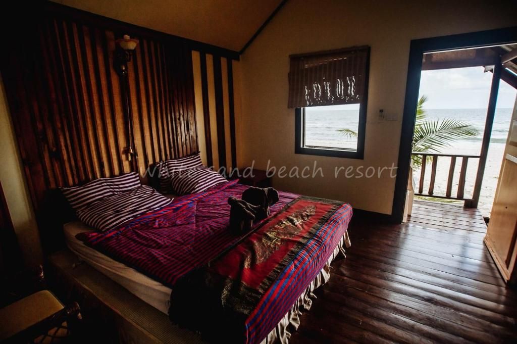 White Sand Beach Resort фото 115