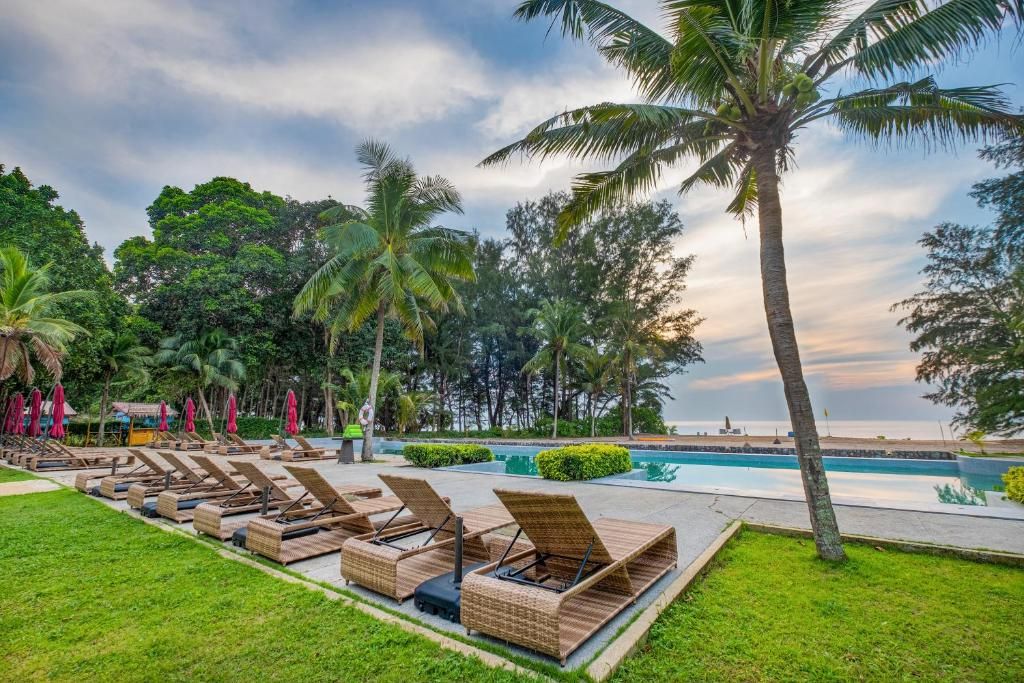 Estella Phuket Mai Khao Beach Resort фото 12