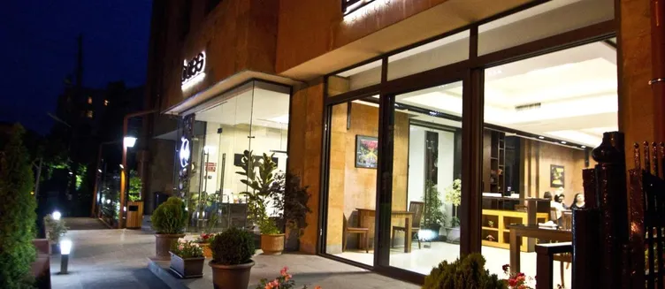 Фото отеля Bass Boutique Hotel