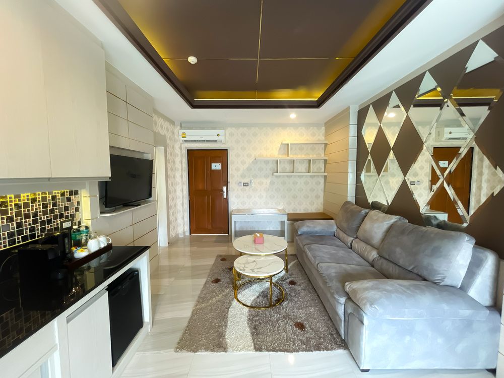 Quality Resort and Spa Patong Beach фото 54