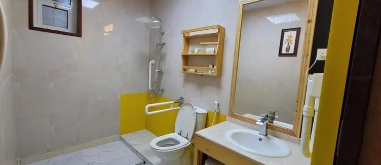 Фото отеля Camphor Hotel