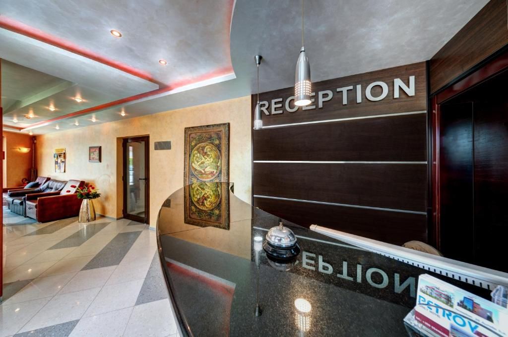 Petrov Family Hotel фото 10