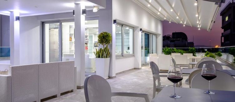 Фото отеля Art & Wine Studios And Apts