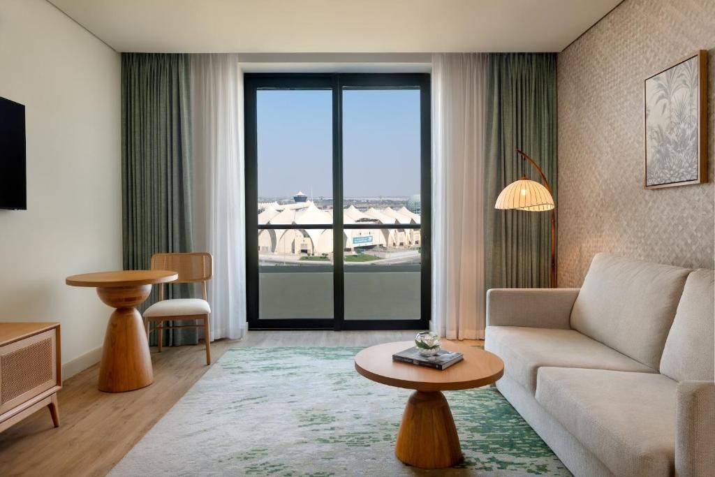 Yas Plaza Mangroves by IHG фото 38
