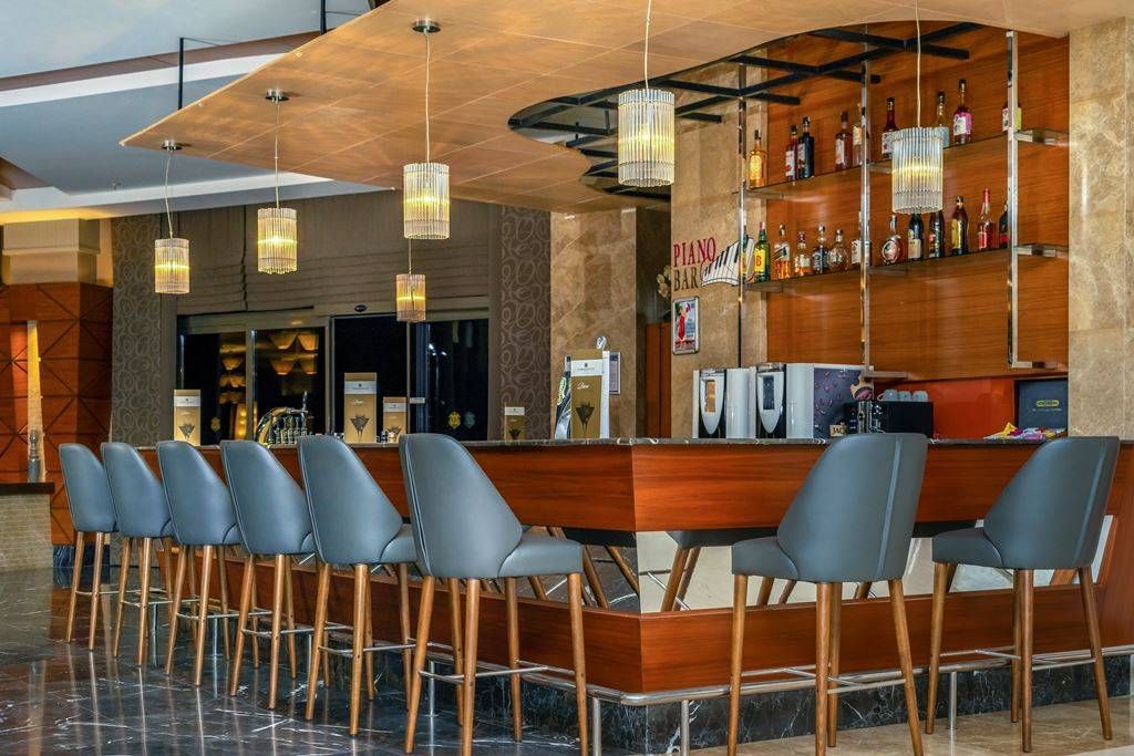Commodore Elite Suites & Spa (Adults Only) фото 12