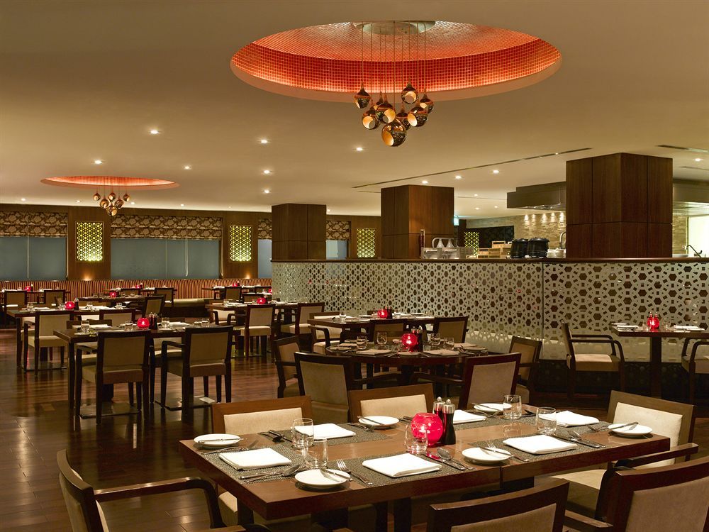 Hilton Garden Inn New Delhi Saket фото 61