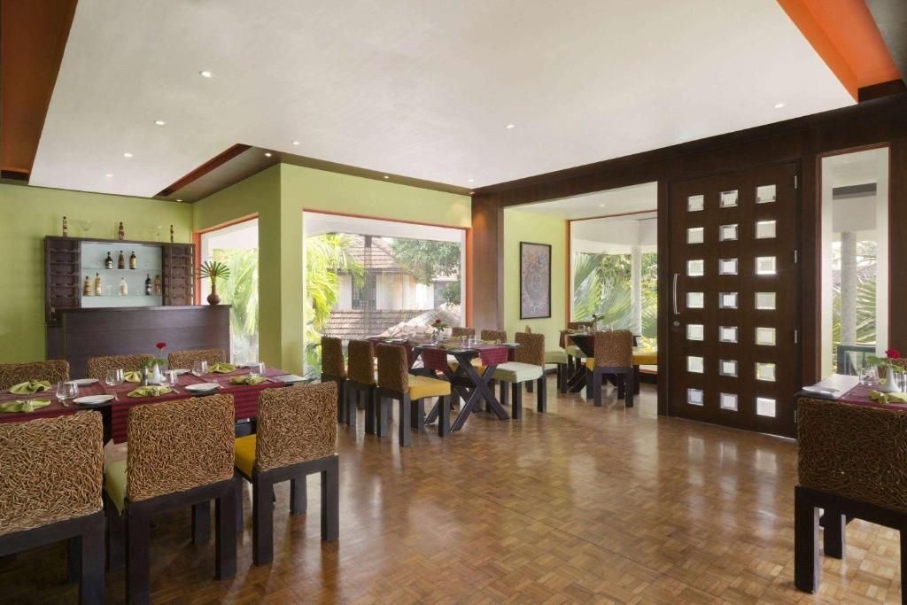 Ramada Cochin Resort фото 66