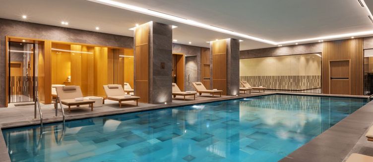 Фото отеля Marriott Executive Apartments Istanbul Investvadi