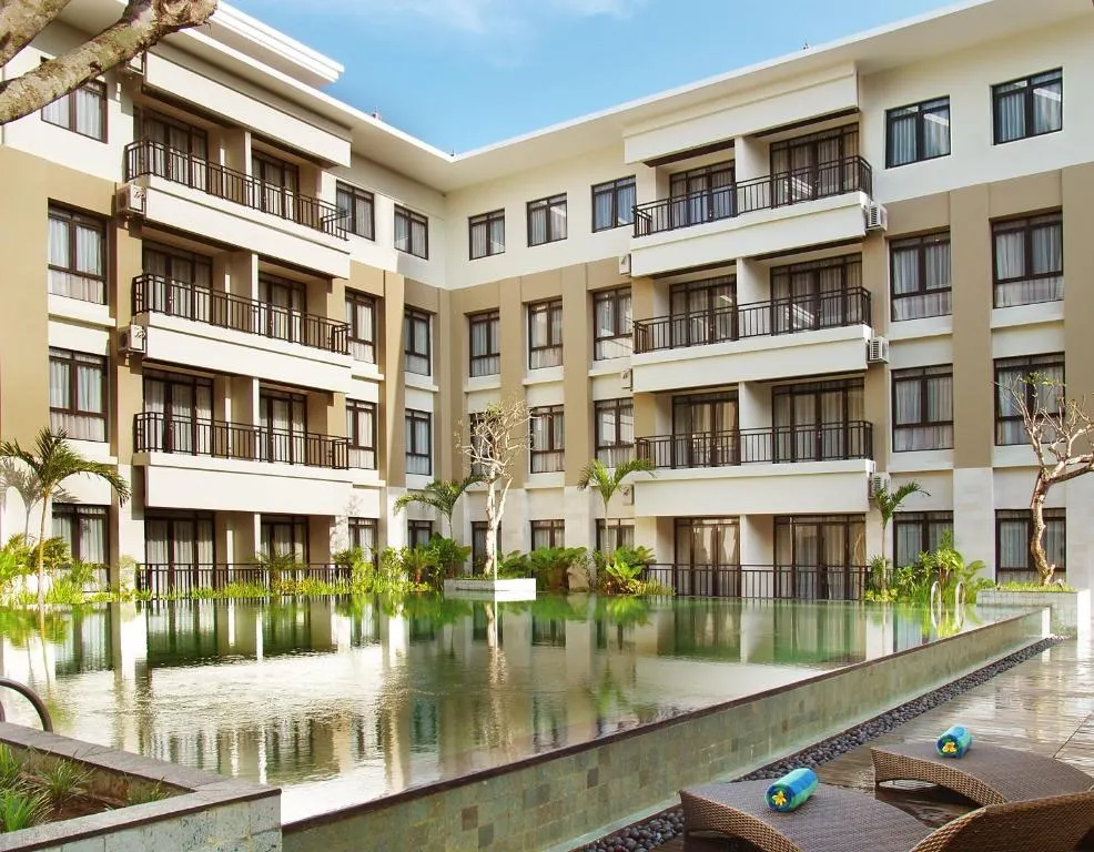 Grand Kuta Hotel and Residence фото 6