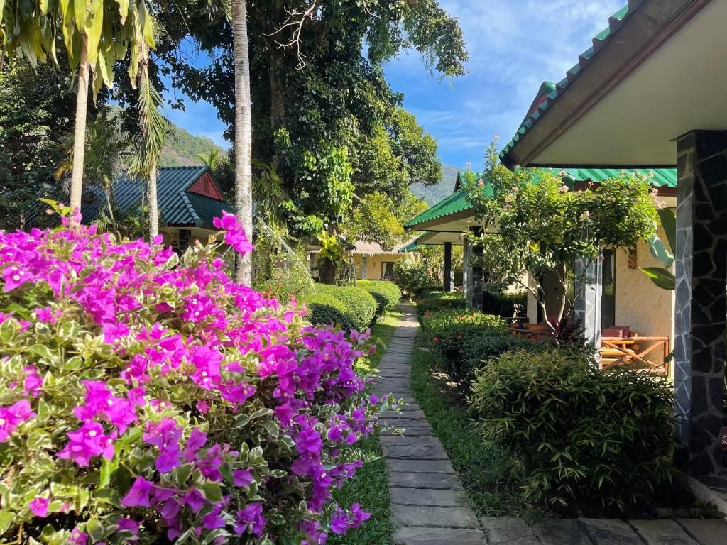 Garden Resort фото 41