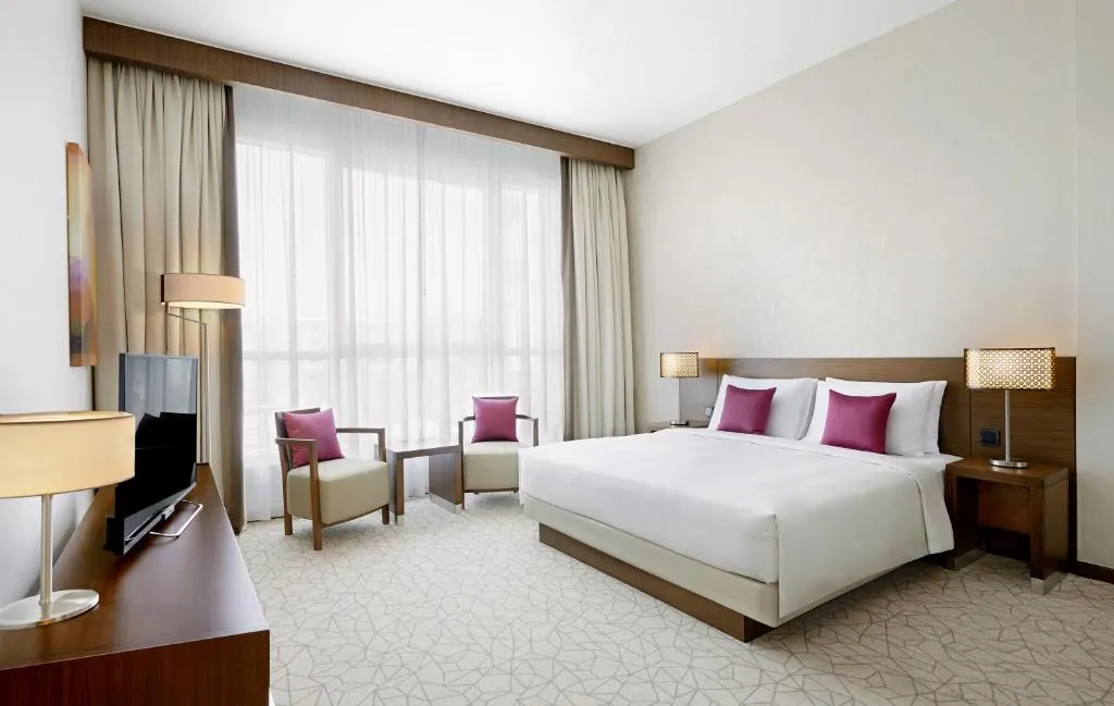 Hyatt Place Dubai Al Rigga фото 1