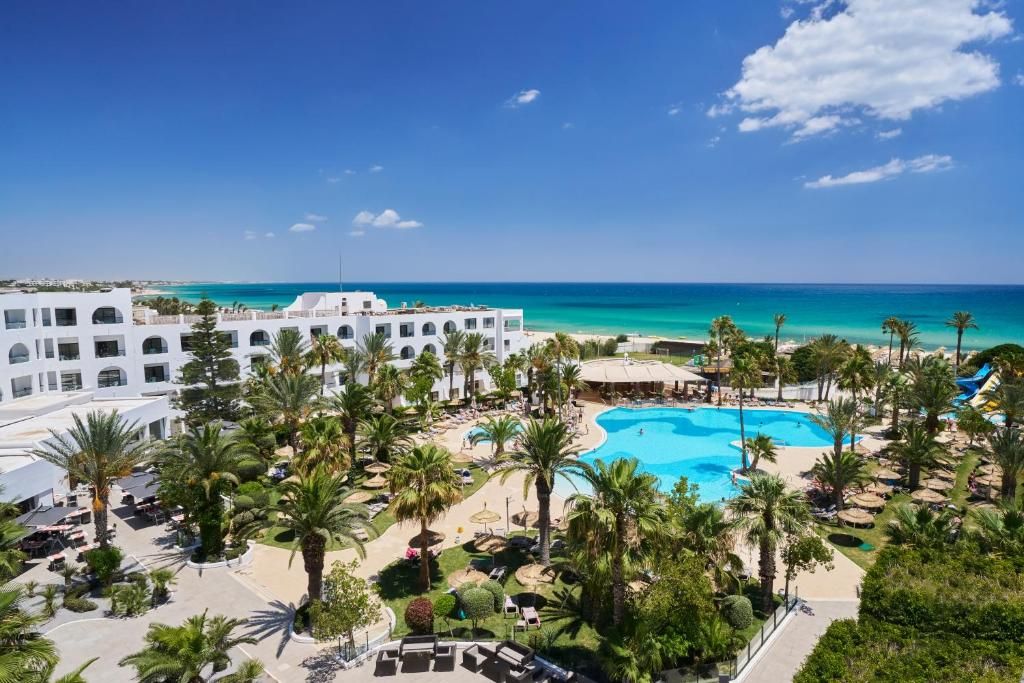 Nozha Beach Resort & Spa фото 87