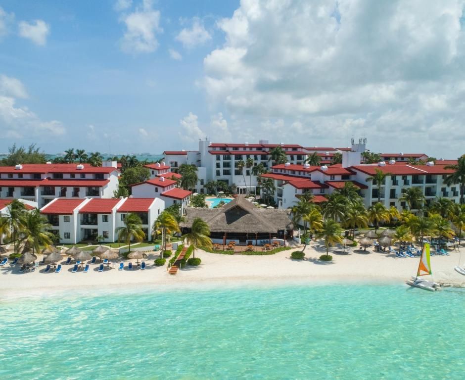 The Royal Cancun, an All Suites Resort фото 5