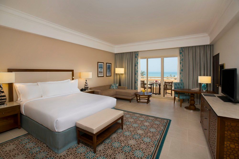 Hilton Al Hamra Beach & Golf Resort фото 130