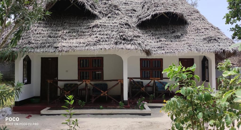 Menai Bay Beach Bungalows фото 11