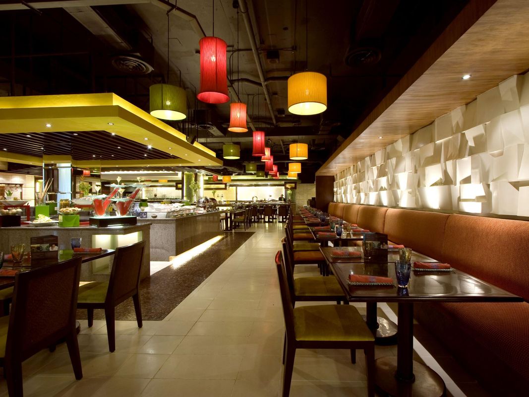 Waterfront Cebu City Hotel & Casino - Multiple Use Hotel фото 14