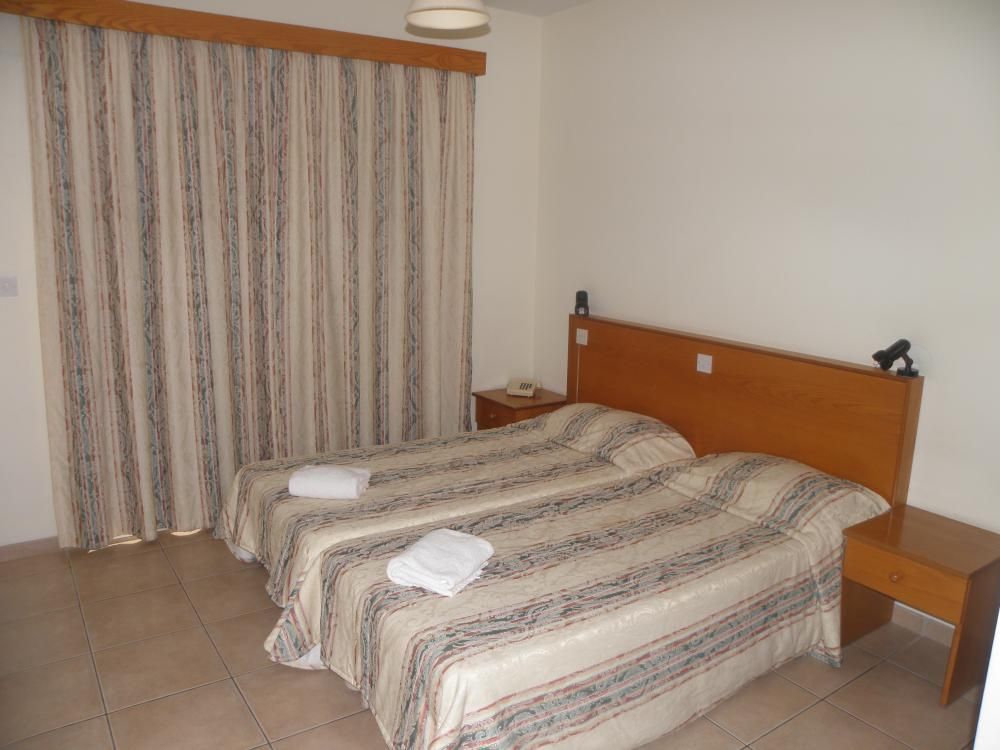 Valana Hotel Apts фото 31