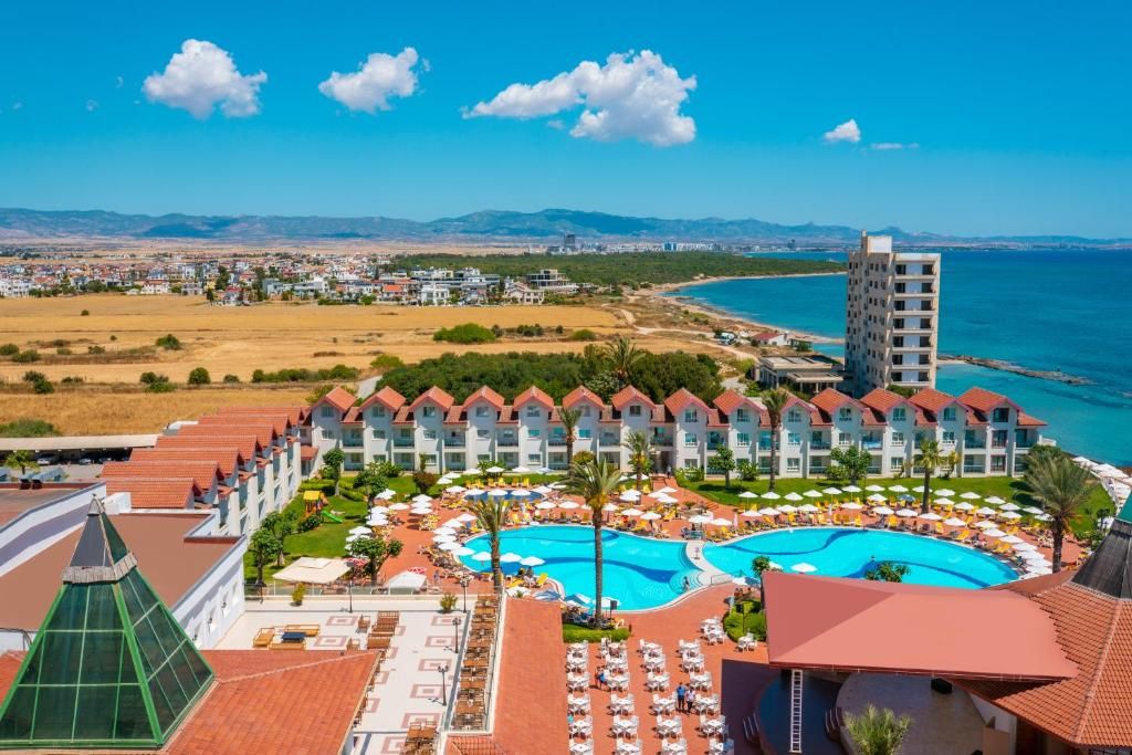 Salamis Bay Conti Resort Hotel фото 1