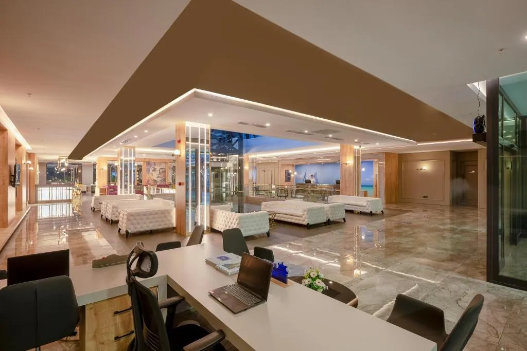 Sailor's Beach Club фото 18